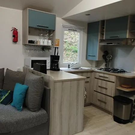 Mobil-home Confort A 300m De L'ocean Kamp alanı