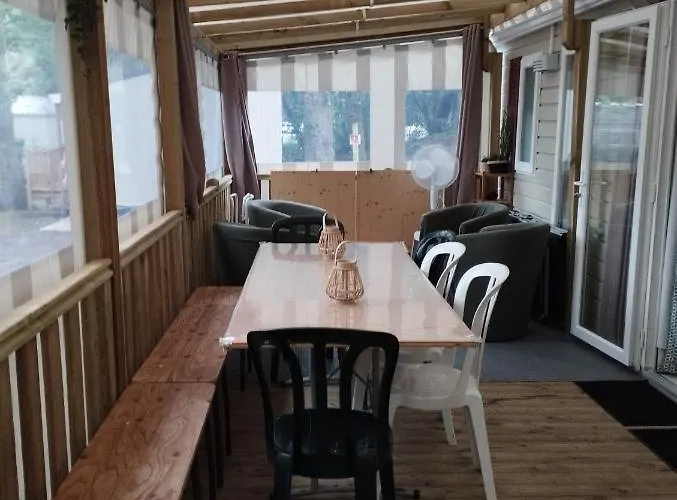 Mobil-home Confort à 300m De L'océan Camping