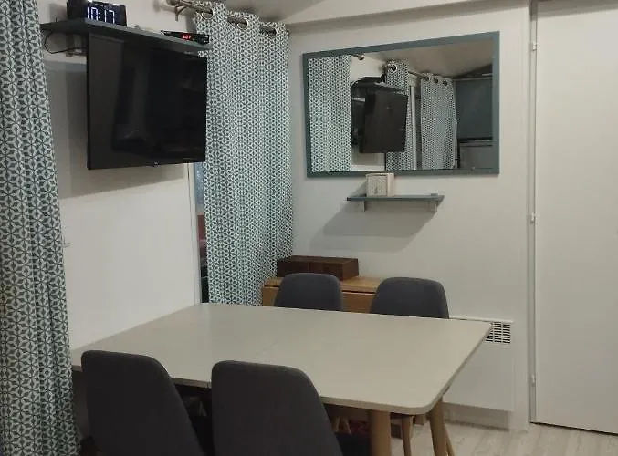 Mobil-home Confort à 300m De L'océan Camping