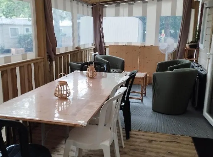 Mobil-home Confort à 300m De L'océan Camping